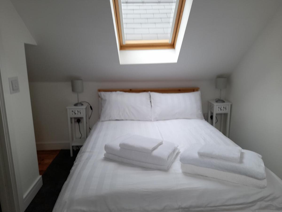 Fig Cottage Holiday Home Whitecroft Bagian luar foto